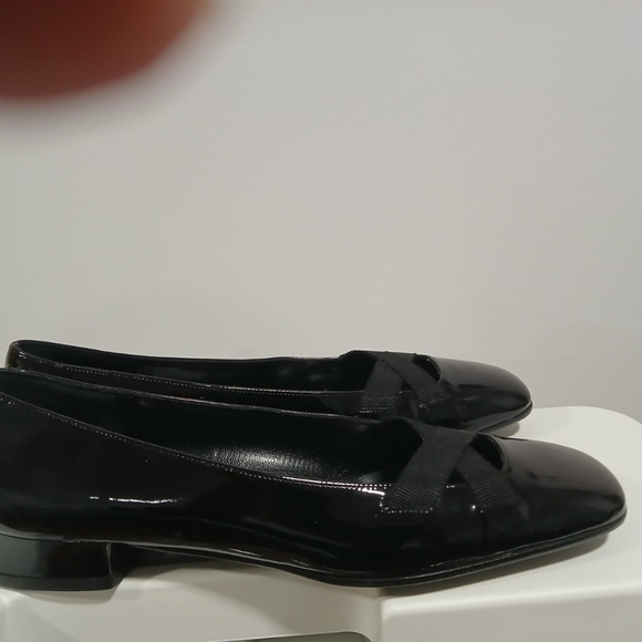 Black SALVATORE FERRAGAMO Labelle Nero Patent calf Leather Crossover 5.5B Shoes - Picture 3 of 12